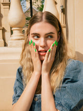 Load image into Gallery viewer, Neon Green
